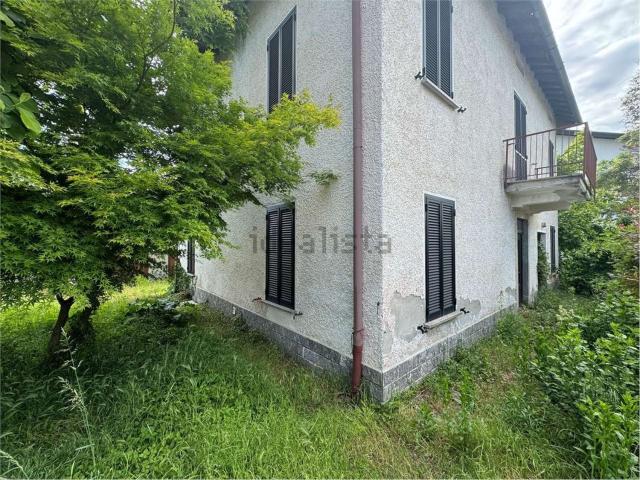 Villetta indipendente in vendita di 223 m² in Via XXV Aprile, 77