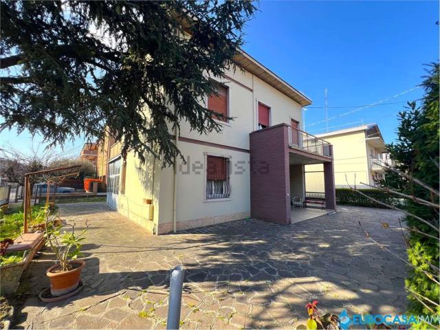 Villetta indipendente in vendita di 224 m² in Via Remesina Interna, 97