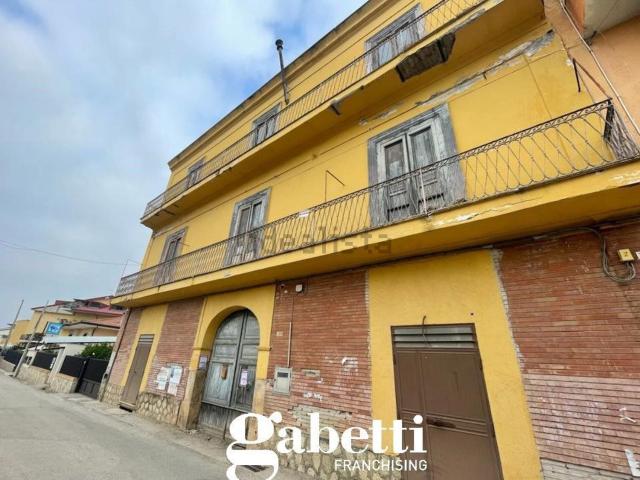 Villetta indipendente in vendita di 225 m² in Via 54 Martiri