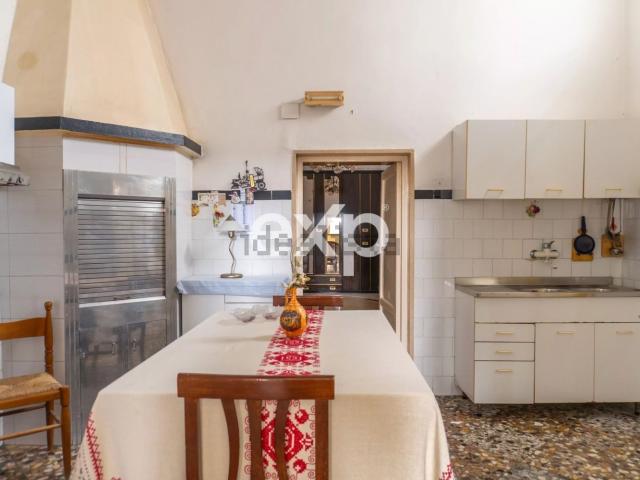 Villetta indipendente in vendita di 225 m² in Via Calderisi, 34