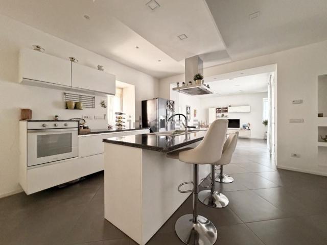 Villetta indipendente in vendita di 225 m² in Via Chiavichetta, 26