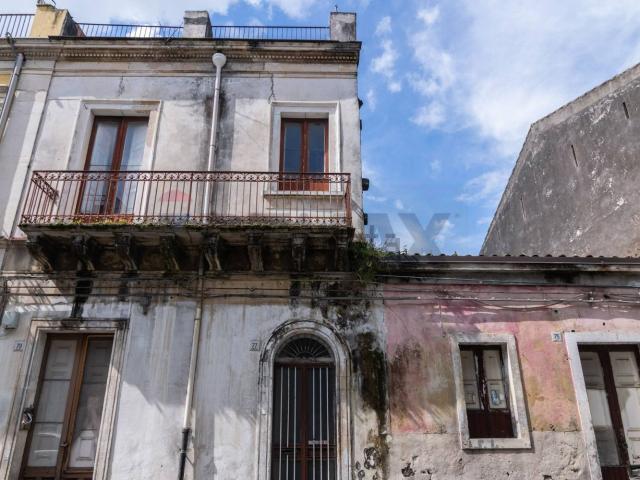 Villetta indipendente in vendita di 225 m² in Via Antonio Gramsci, 75