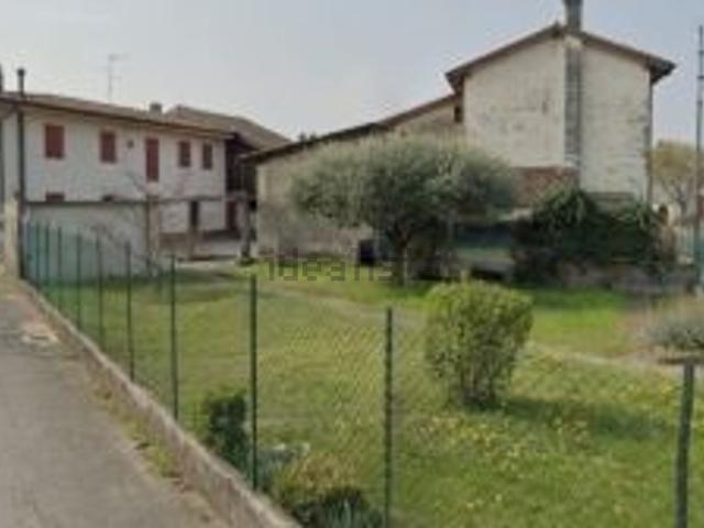 Villetta indipendente in vendita di 225 m² in Via Fiume, 2