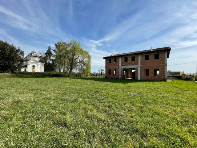 Villetta indipendente in vendita di 225 m² in Via Isola, 62