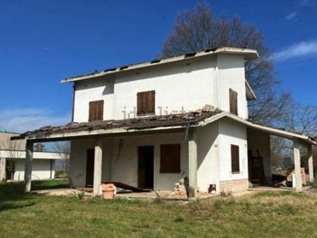Villetta indipendente in vendita di 225 m² in Via per Modena