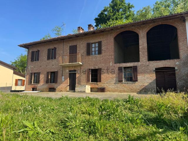 Villetta indipendente in vendita di 225 m² in Corso Casale