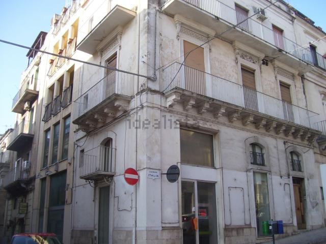 Villetta indipendente in vendita di 225 m² in Corso Italia, 256
