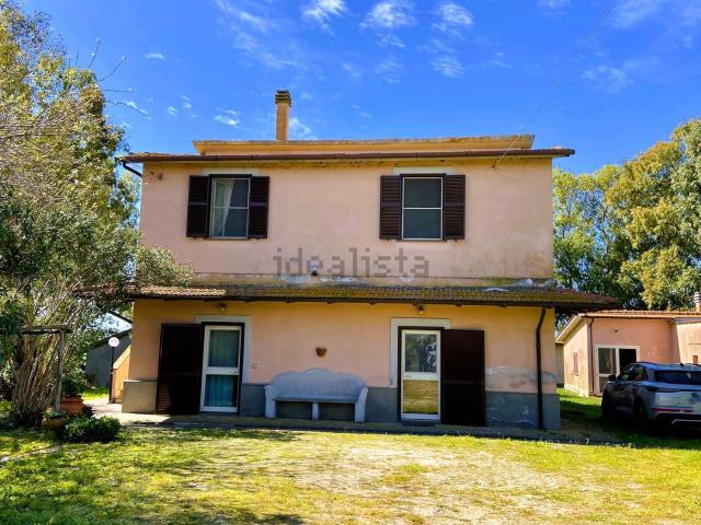 Villetta indipendente in vendita di 225 m² in Località Poggio Martino
