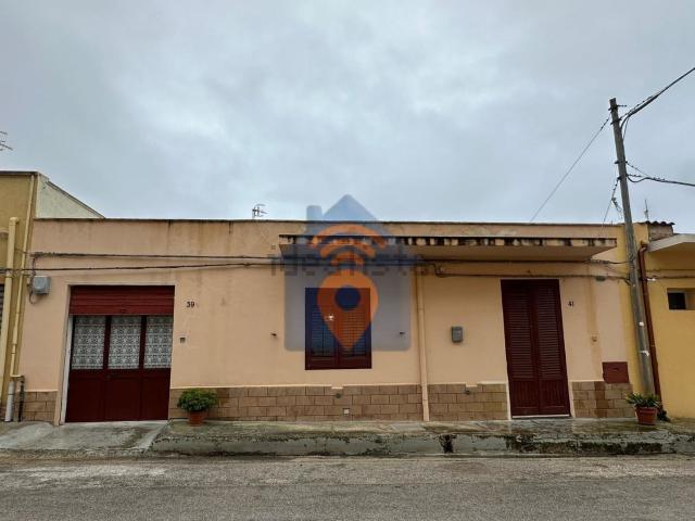 Villetta indipendente in vendita di 226 m² in Via Rosario Livatino, 39