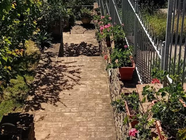 Villetta indipendente in vendita di 226 m² in Via Umberto Lorini