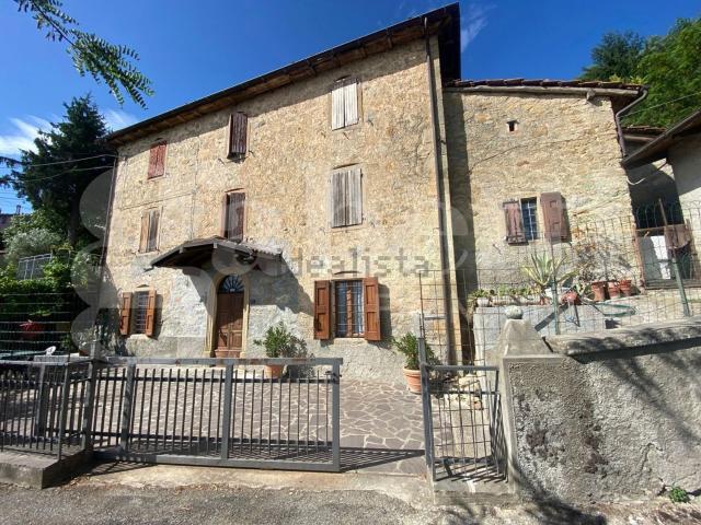 Villetta indipendente in vendita di 227 m² in Località Vigaia, 26