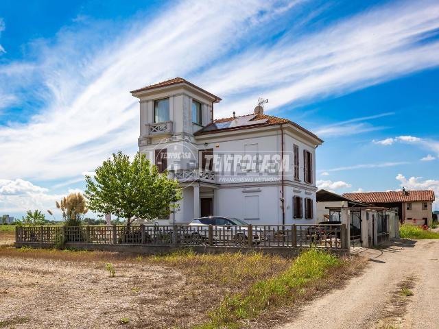 Villetta indipendente in vendita di 227 m²