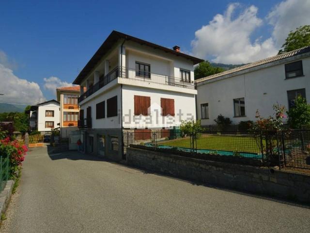 Villetta indipendente in vendita di 228 m² in Via Novareglia, 10