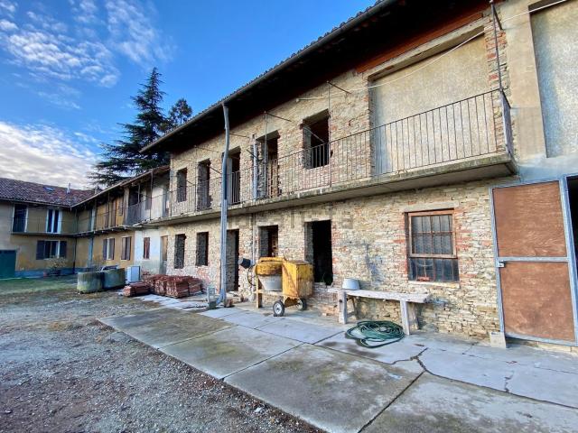 Villetta indipendente in vendita di 228 m² in Via San Rocco, 42