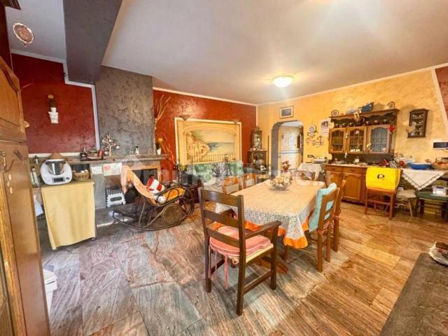 Villetta indipendente in vendita di 229 m² in Via Luigi Pirandello, 76