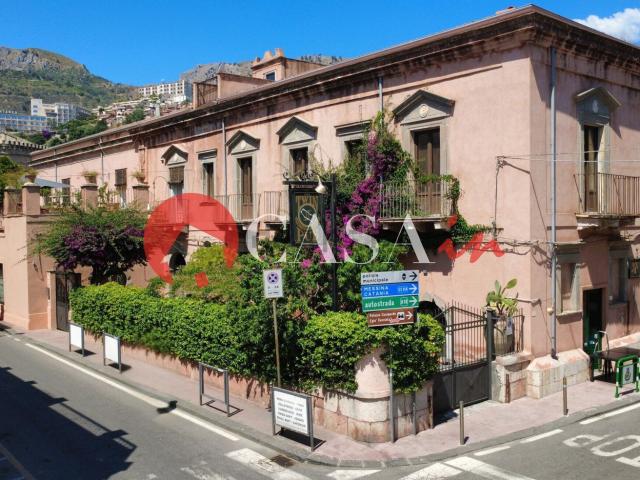 Villetta indipendente in vendita di 229 m² in Via Vittorio Emanuele, 107