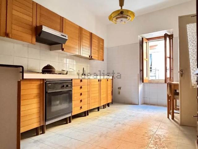 Villetta indipendente in vendita di 229 m² in Piazza Vittorio Emanuele, 1