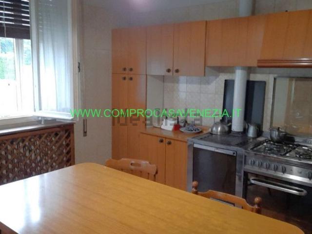 Villetta indipendente in vendita di 230 m²