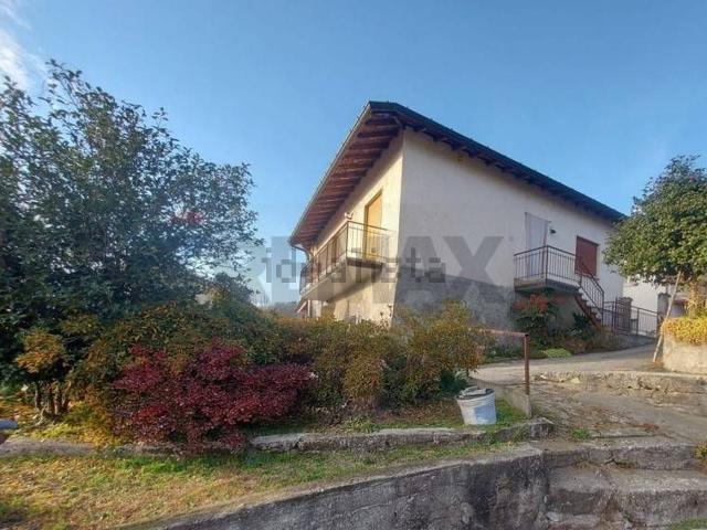 Villetta indipendente in vendita di 230 m² in Via Cascine, 64