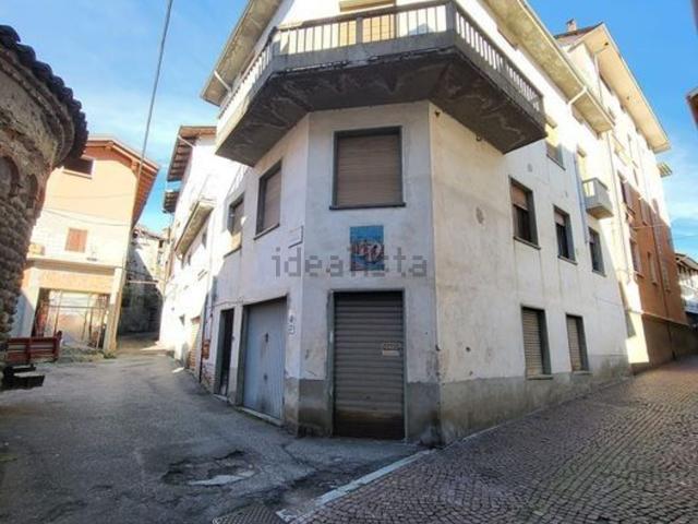 Villetta indipendente in vendita di 230 m² in Via Castello
