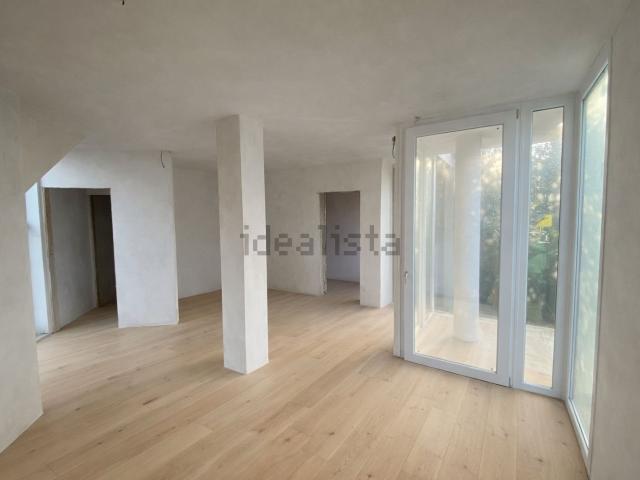 Villetta indipendente in vendita di 230 m² in Via Castellana, 236