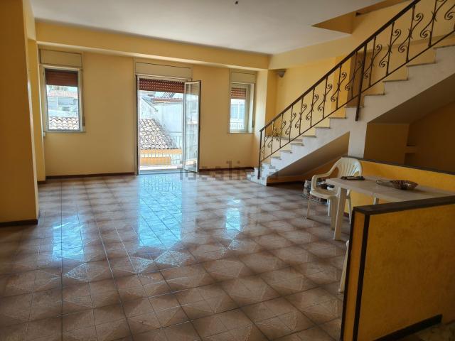 Villetta indipendente in vendita di 230 m² in Via Antonio Gramsci