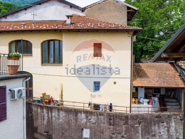 Villetta indipendente in vendita di 230 m² in Via Bonomi, 5