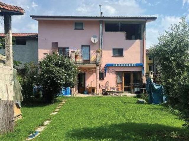 Villetta indipendente in vendita di 230 m² in Via Boscarini, 53