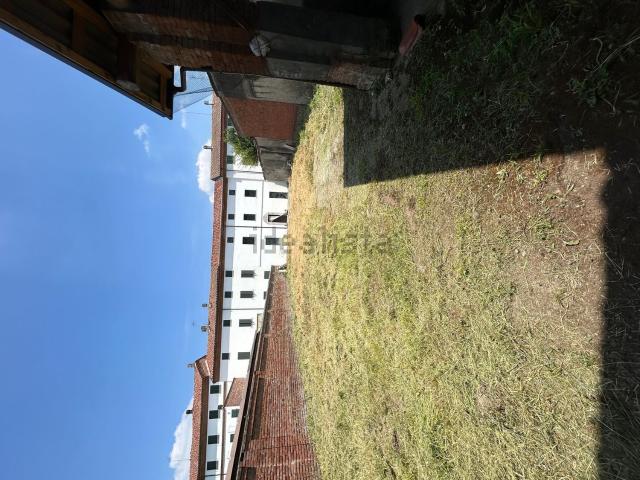 Villetta indipendente in vendita di 230 m² in Via Dante Alighieri