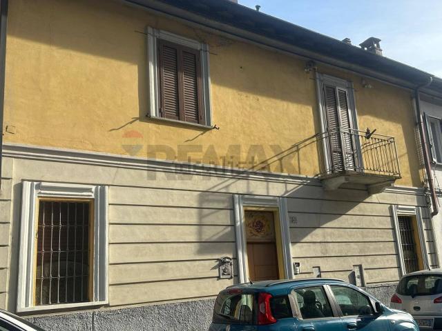 Villetta indipendente in vendita di 230 m² in Via Madonnina del Grappa, 50