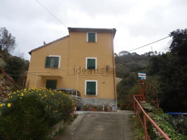 Villetta indipendente in vendita di 230 m² in Via Santuario