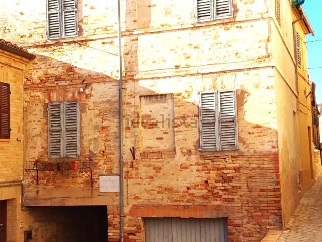 Villetta indipendente in vendita di 230 m² in Via Vasari