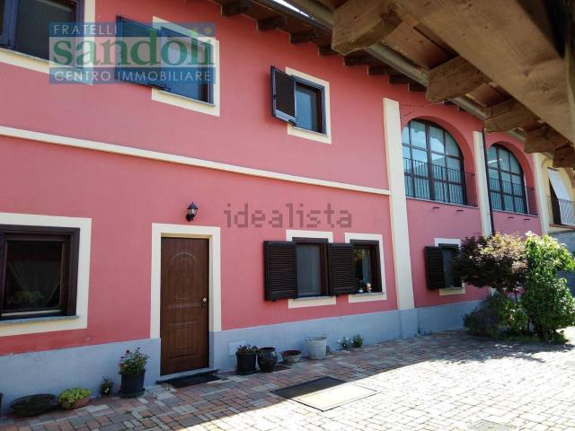 Villetta indipendente in vendita di 230 m² in Via XXIV Maggio