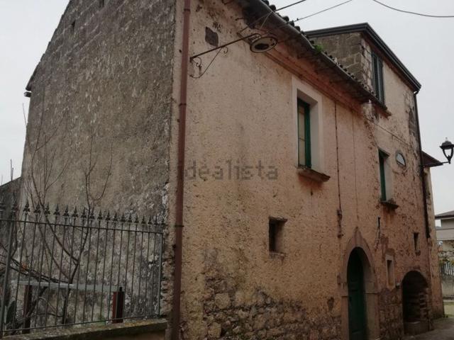 Villetta indipendente in vendita di 230 m² in Via Zeppetelli, 2