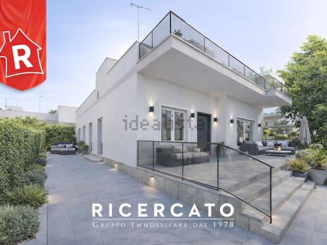 Villetta indipendente in vendita di 230 m² in Viale Giuseppe Grassi, 27