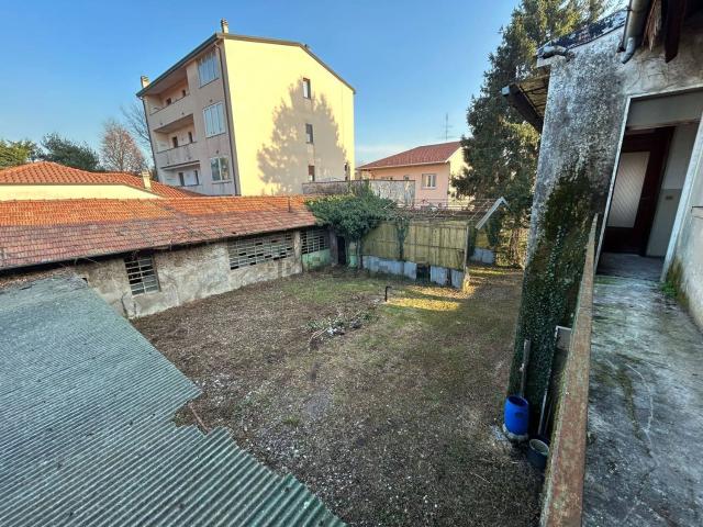 Villetta indipendente in vendita di 230 m² in Vicolo San Vito