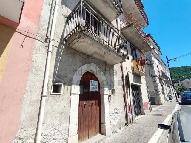 Villetta indipendente in vendita di 230 m² in Corso Umberto, 337