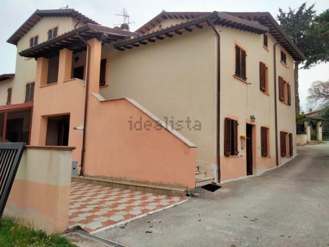 Villetta indipendente in vendita di 230 m² in Località Colle