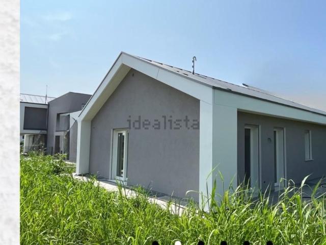 Villetta indipendente in vendita di 230 m² in Piazza Giacomo Chilesotti, 8