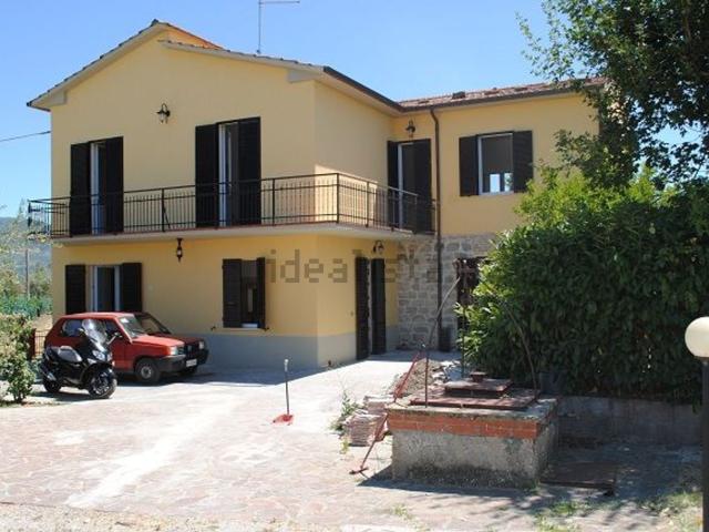 Villetta indipendente in vendita di 230 m² in Strada provinciale del sodo, 10