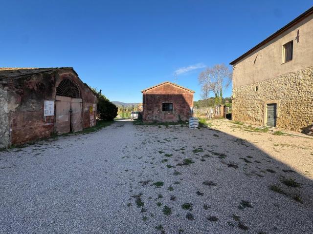 Villetta indipendente in vendita di 230 m² in Strada Tricosto, 11