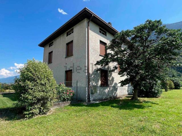 Villetta indipendente in vendita di 231 m²