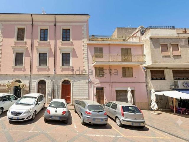 Villetta indipendente in vendita di 231 m² in Piazza San Maria, 12