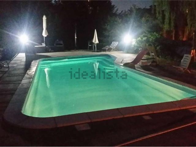 Villetta indipendente in vendita di 232 m² in Frazione Revignano