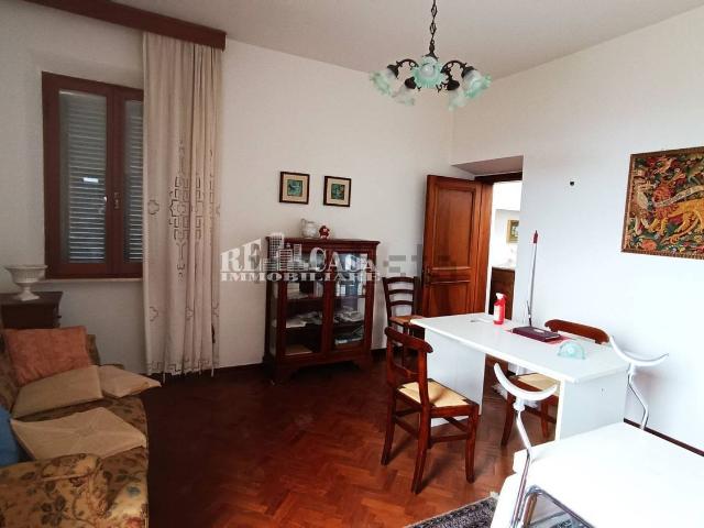 Villetta indipendente in vendita di 232 m² in Largo Giacomo Leopardi
