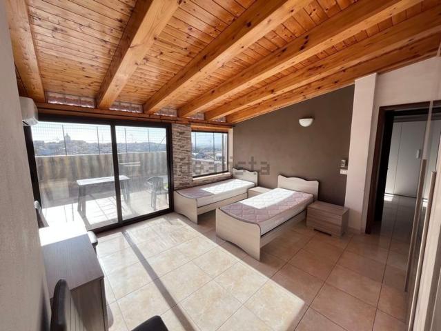 Villetta indipendente in vendita di 233 m² in Via Antonio Canova