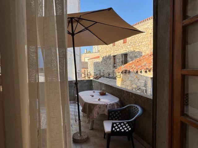 Villetta indipendente in vendita di 233 m² in Via Spanu