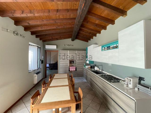 Villetta indipendente in vendita di 234 m²