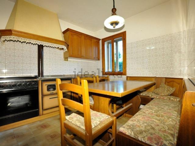 Villetta indipendente in vendita di 234 m² in Via Ca&apos  di Villa