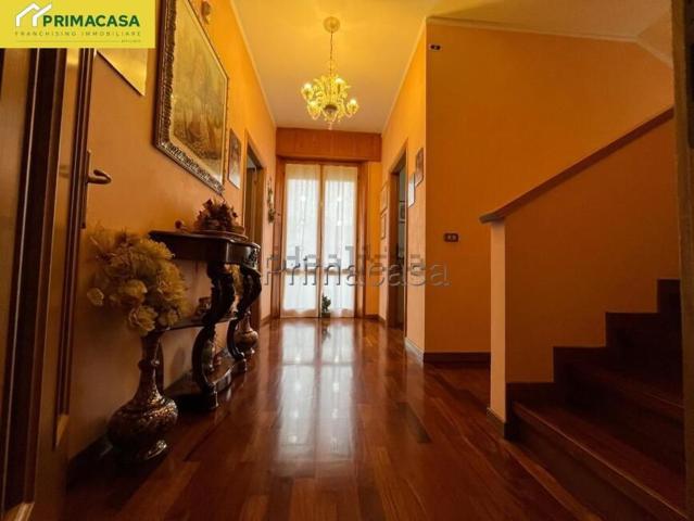 Villetta indipendente in vendita di 234 m² in Via A. Ferretti